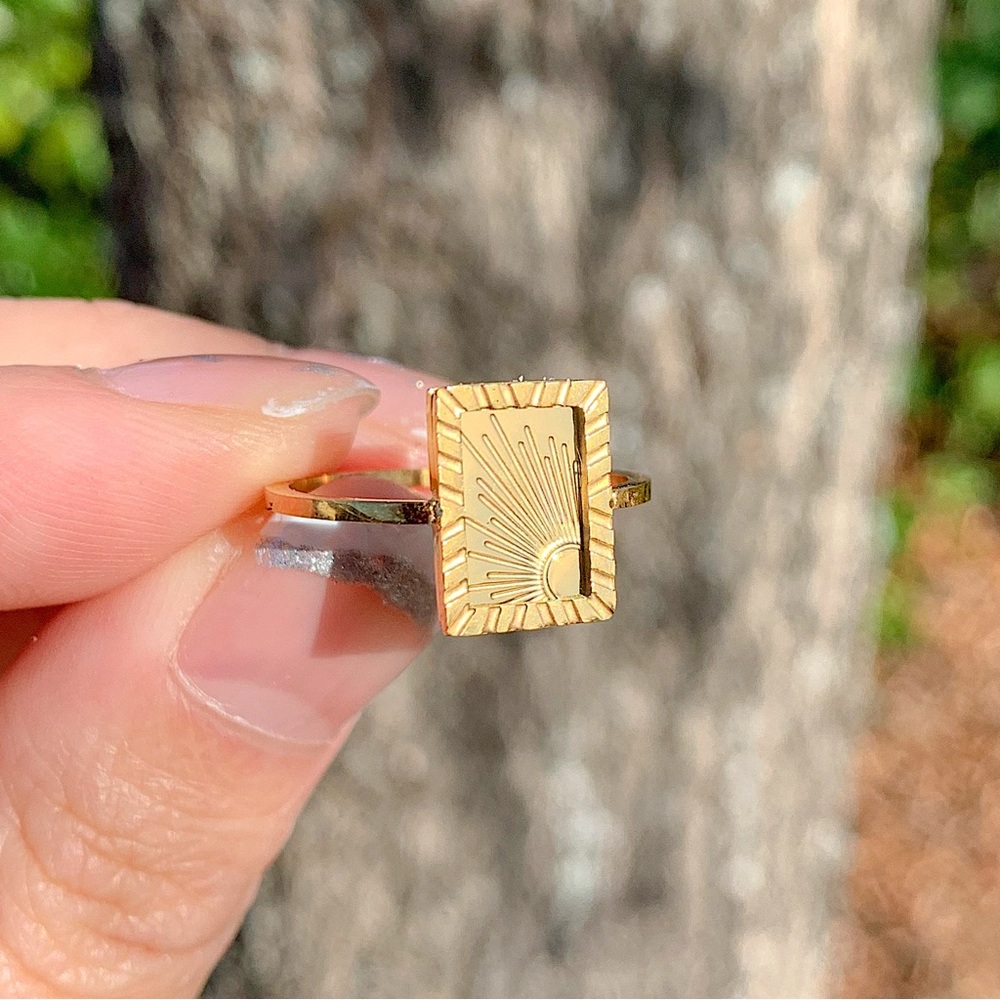 Rising sun ring, stacking sun ring, Gold Signet Ring, Sun Signet Ring, boho ring